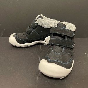 Keen Kids Knotch Chukka Boots size US 1